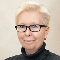 Суворова Жанна