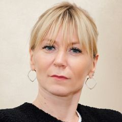 Швецова Дина